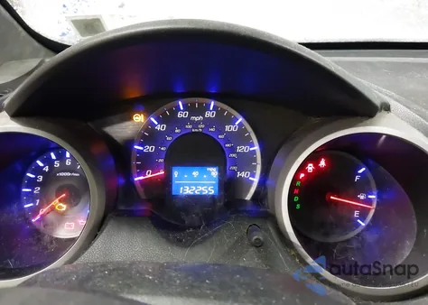 2009 Honda Fit Sport z USA, uszkodzony, nr VIN JHMGE884X9S016583